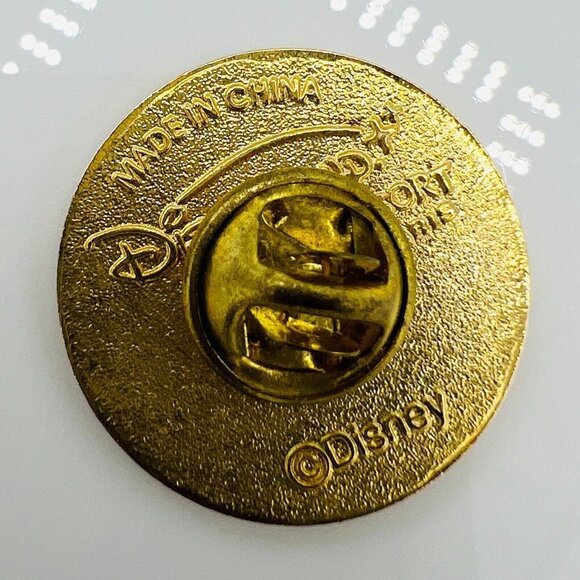 Disneyland Resort Paris Cast Member Tour Guide Only Disney Pin Trading DLP DLRP - Picture 5 of 7